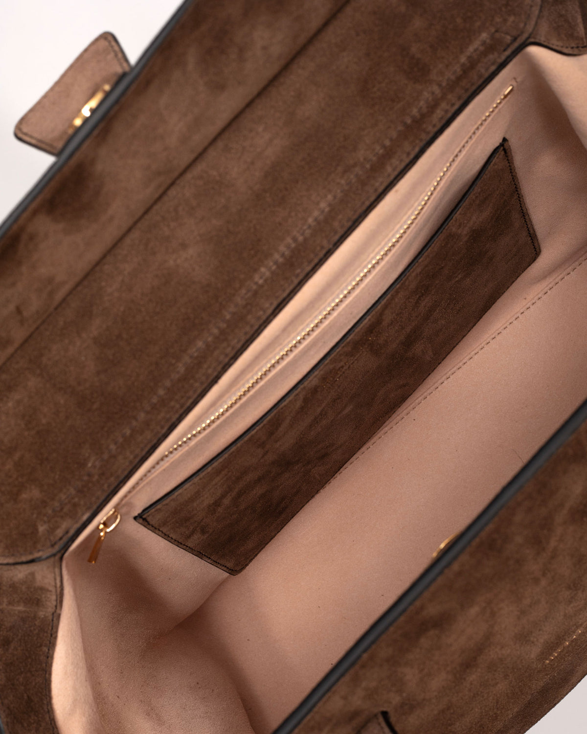 Flap L Suede Chocolat